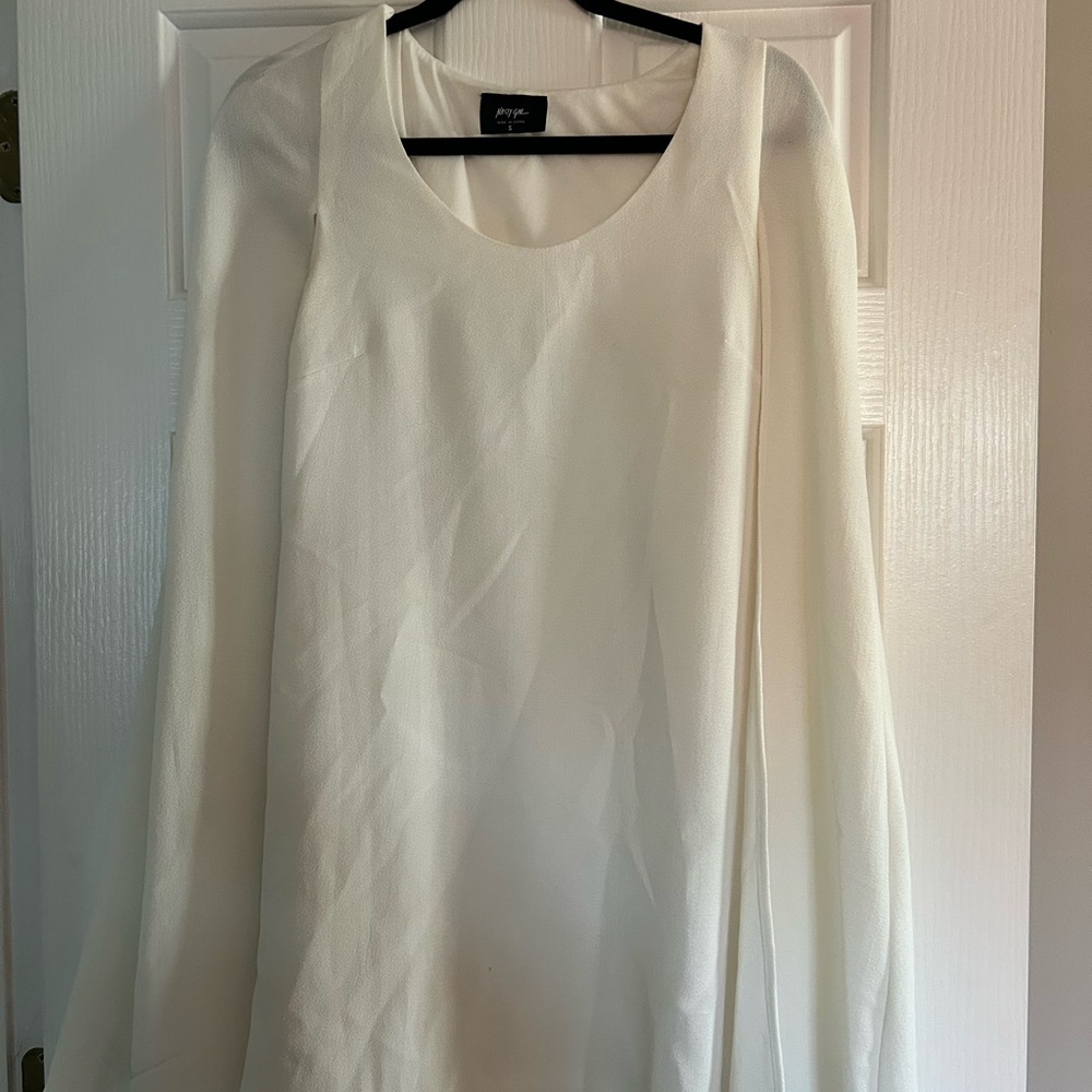 Elegant White Long Sleeve Dress